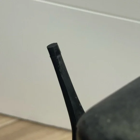 Valentino Garavani Noir 100MM Rockstud Slingback - Picture 14 of 16